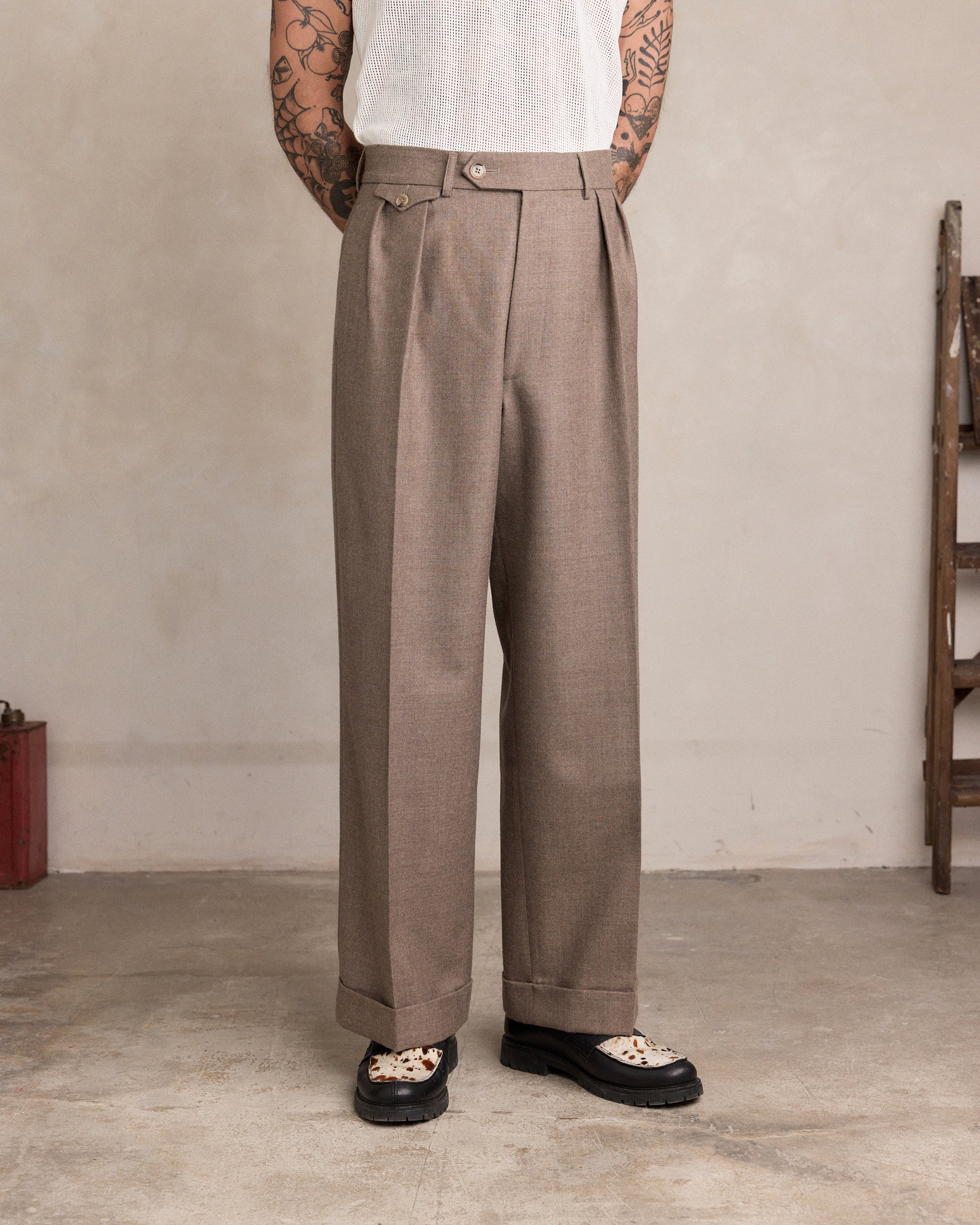 Taupe