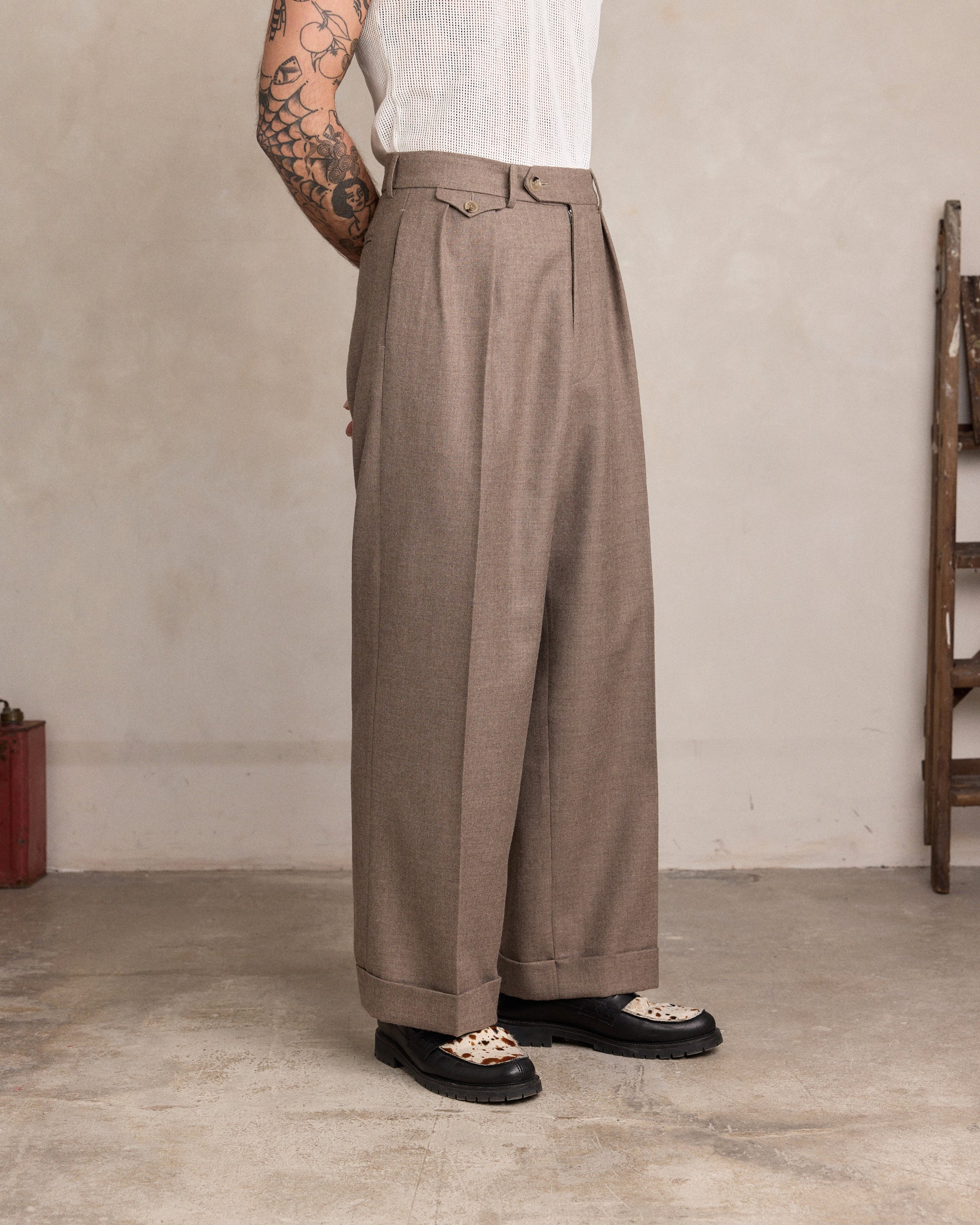 Taupe